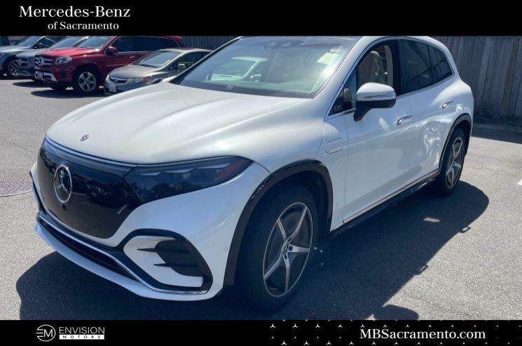 2023 Mercedes-Benz EQS SUV EQS 580 4MATIC's photo