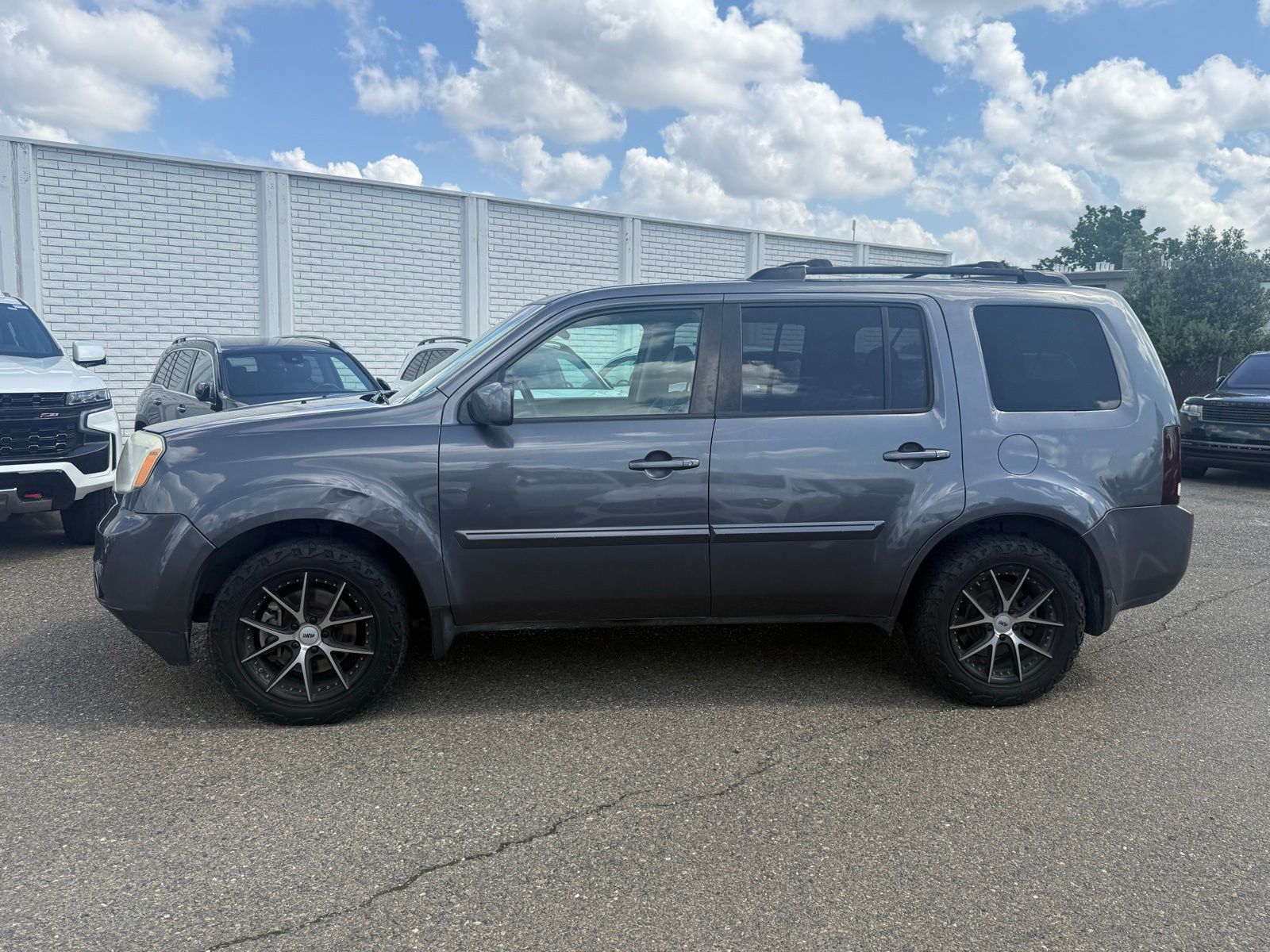 2014 Honda Pilot EX-L photo 2