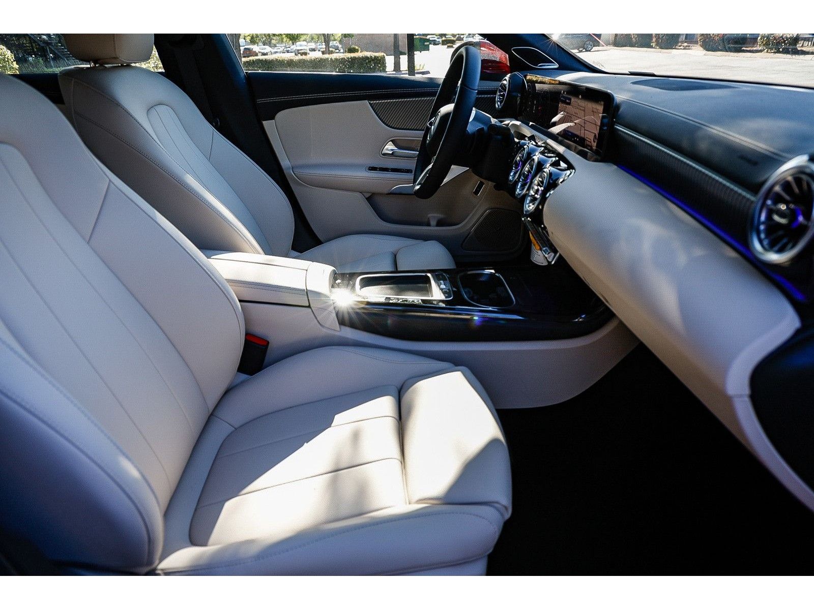 2025 Mercedes-Benz CLA CLA 250 - Photo 17