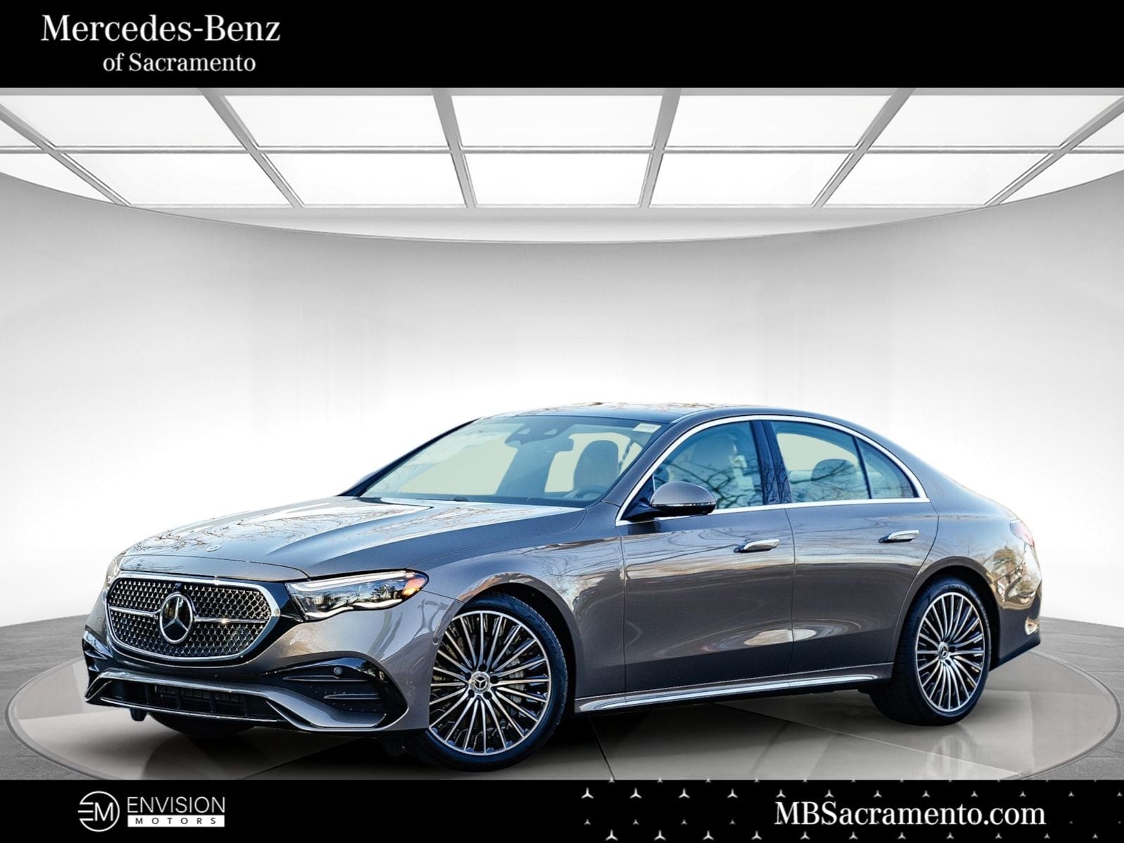 2026 Mercedes-Benz E-Class E450 4MATIC's photo