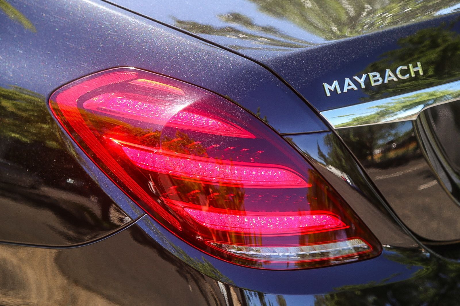 2020 Mercedes-Benz S-Class Maybach S 560 photo 3