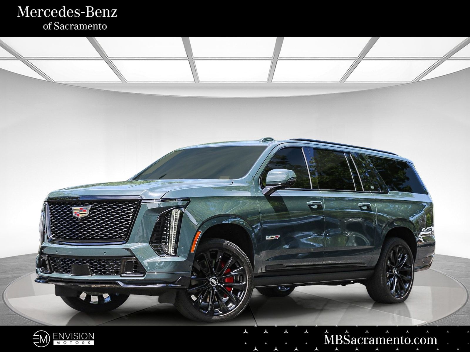 2025 Cadillac Escalade ESV V-Series's photo