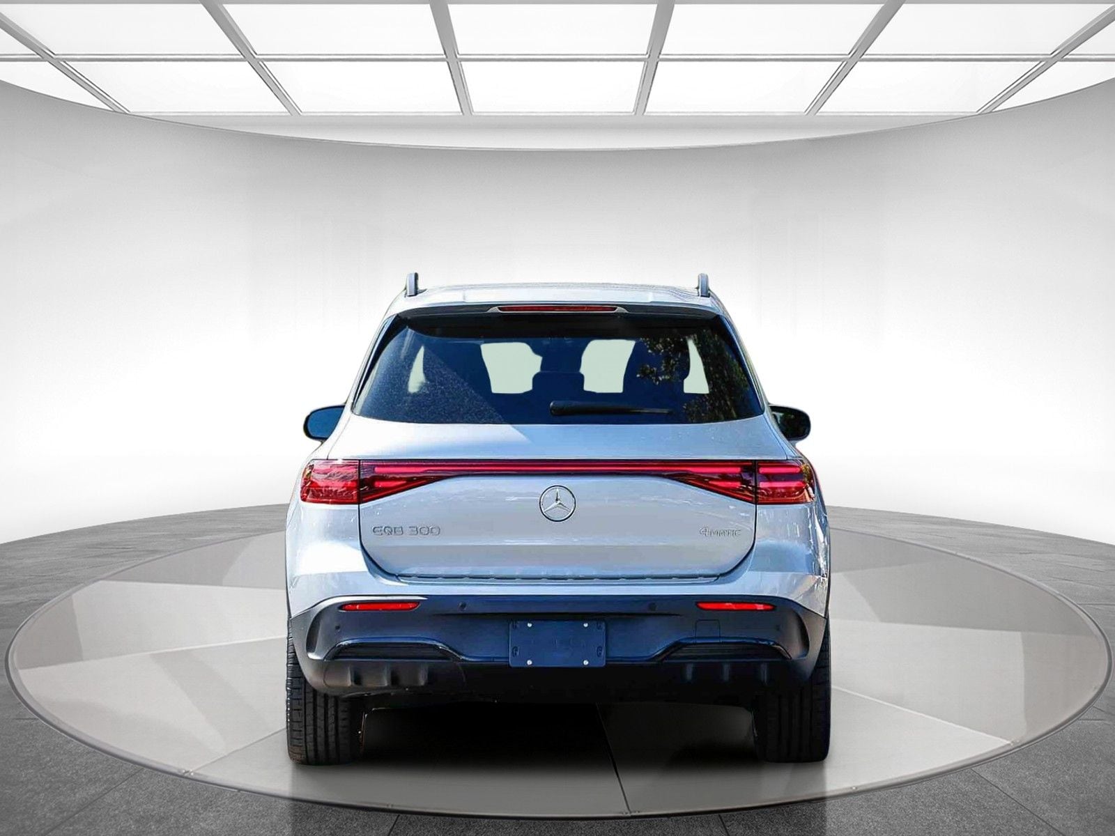 2024 Mercedes-Benz EQB 300 photo 2