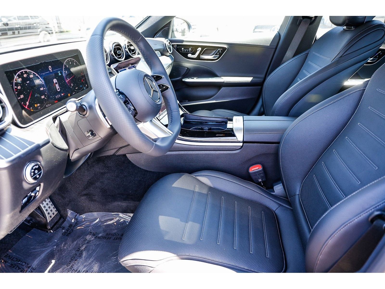 2025 Mercedes-Benz C-Class Sedan C 300 - Photo 19