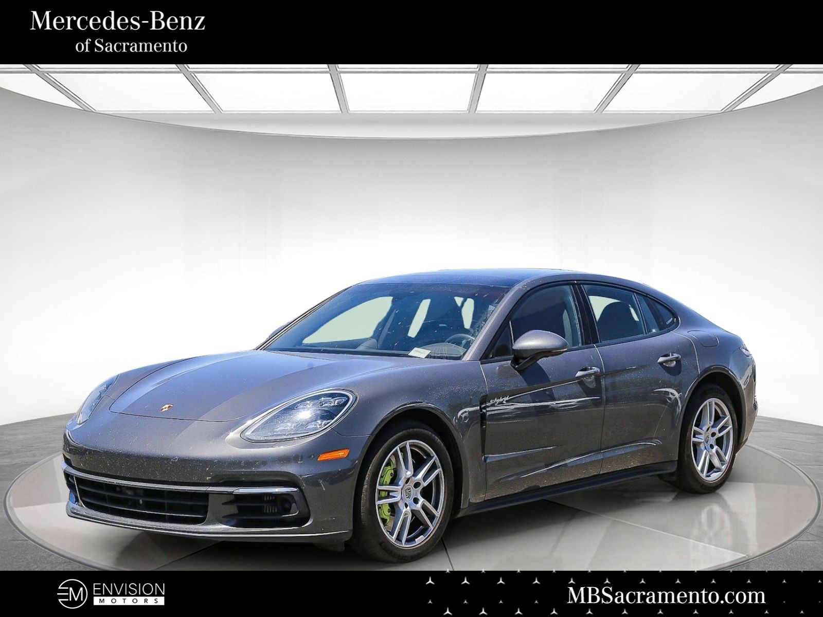 2018 Porsche Panamera 4 E-Hybrid's photo