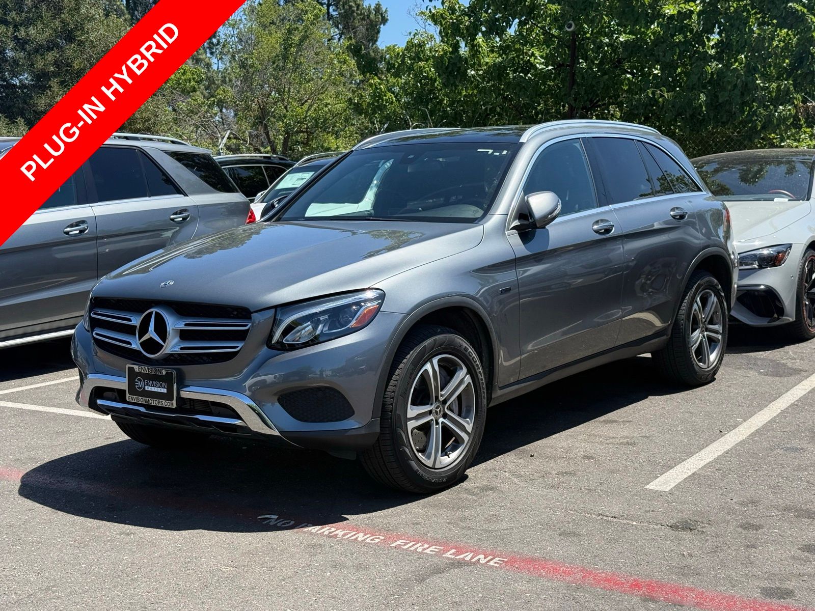 2019 Mercedes-Benz GLC GLC350e 4MATIC's photo