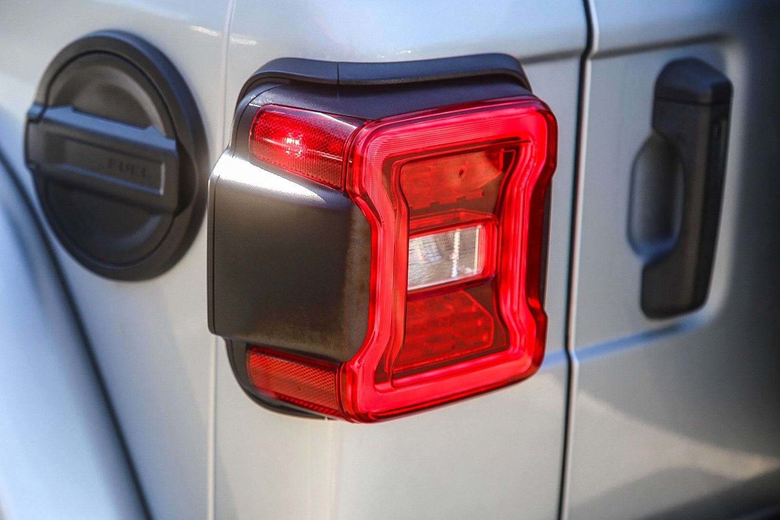 2023 Jeep Wrangler Rubicon 392 photo 3