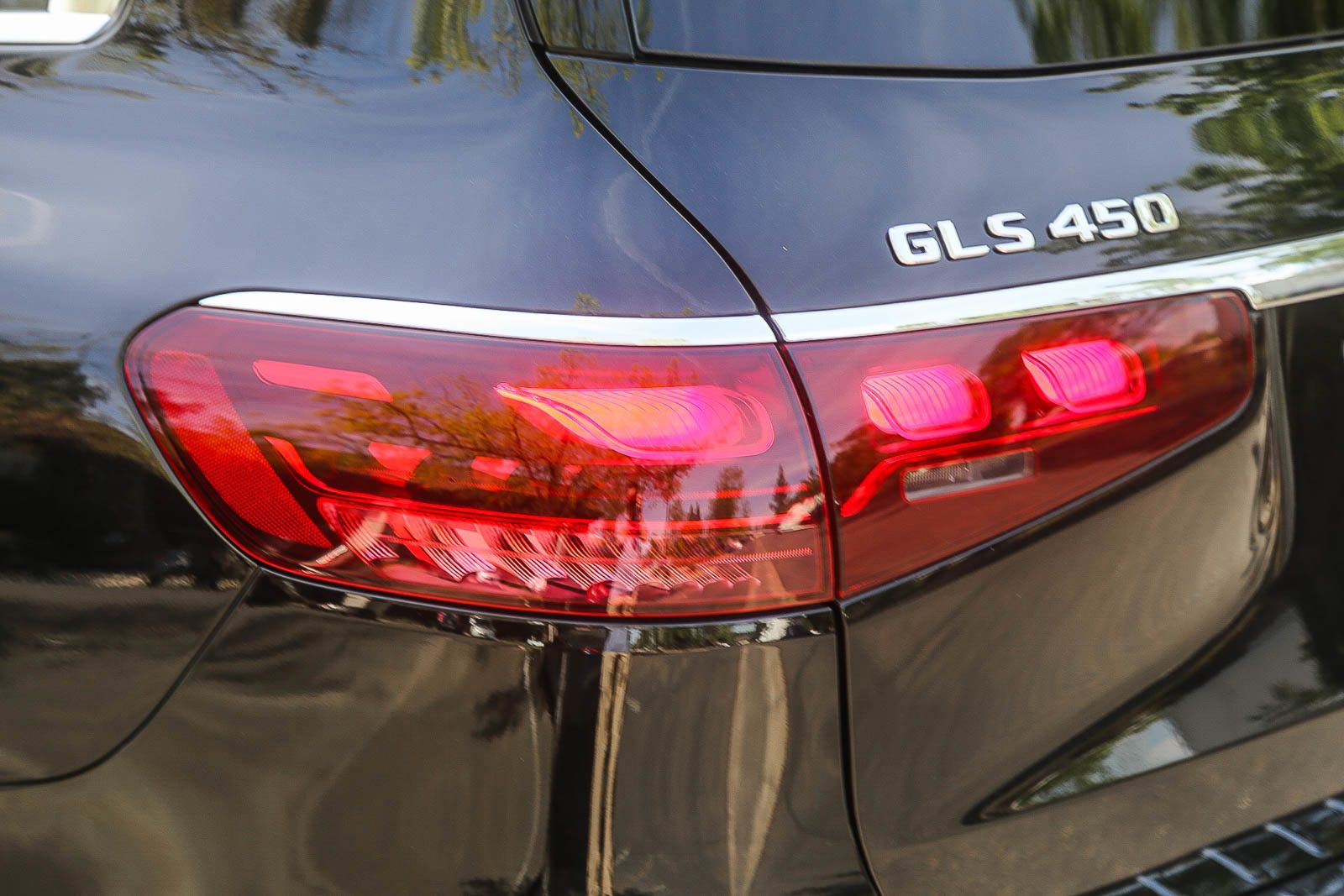 2025 Mercedes-Benz GLS GLS 450 photo 3