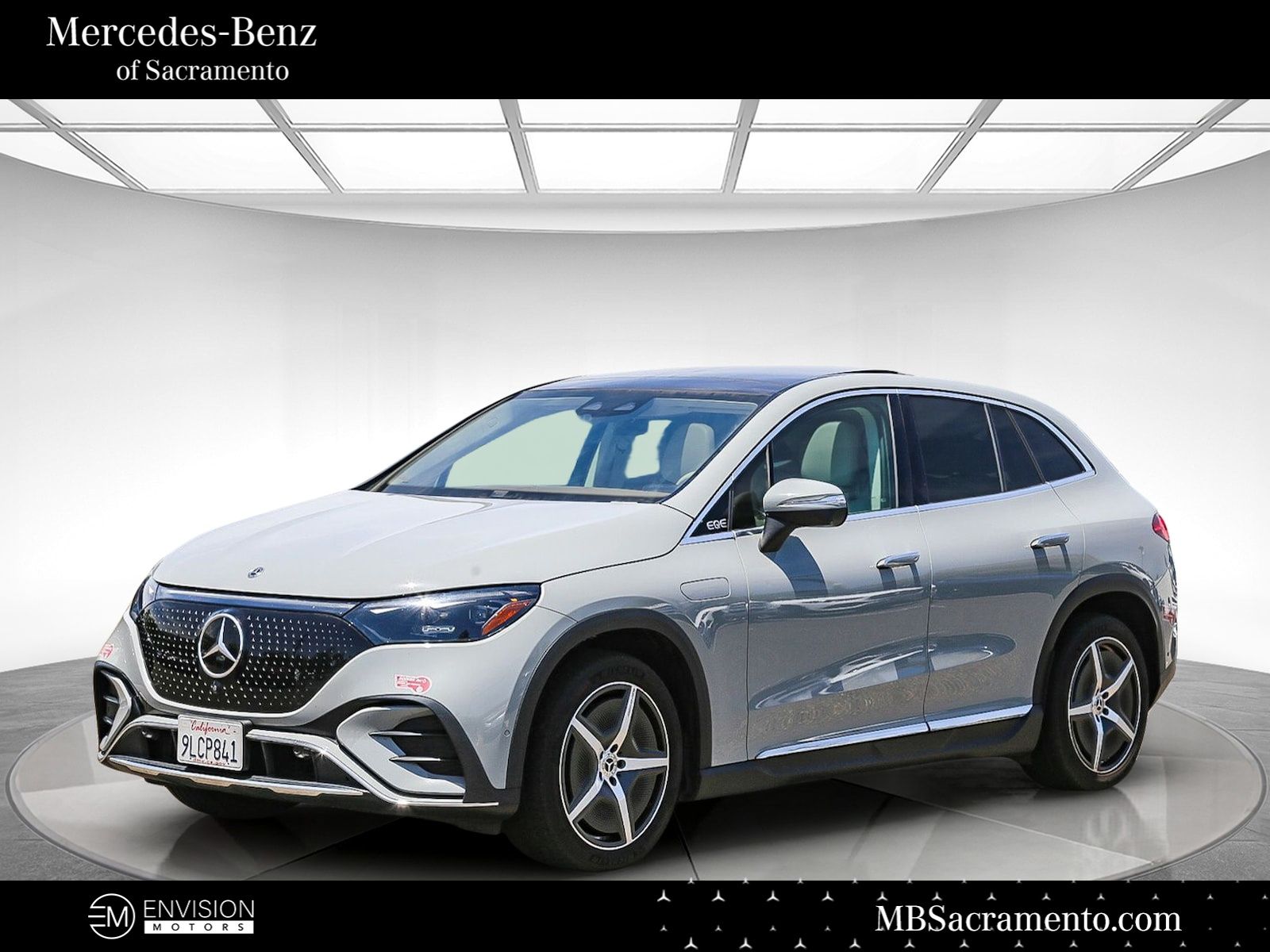 2023 Mercedes-Benz EQE SUV EQE 500 4MATIC's photo