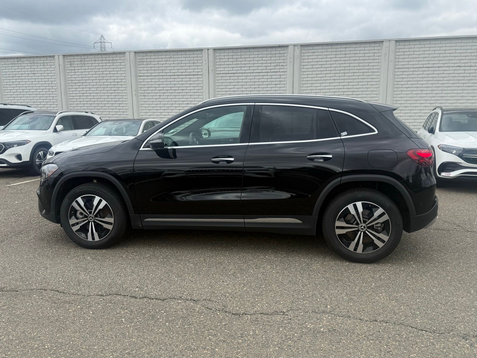 2026 Mercedes-Benz GLA GLA 250 photo 2