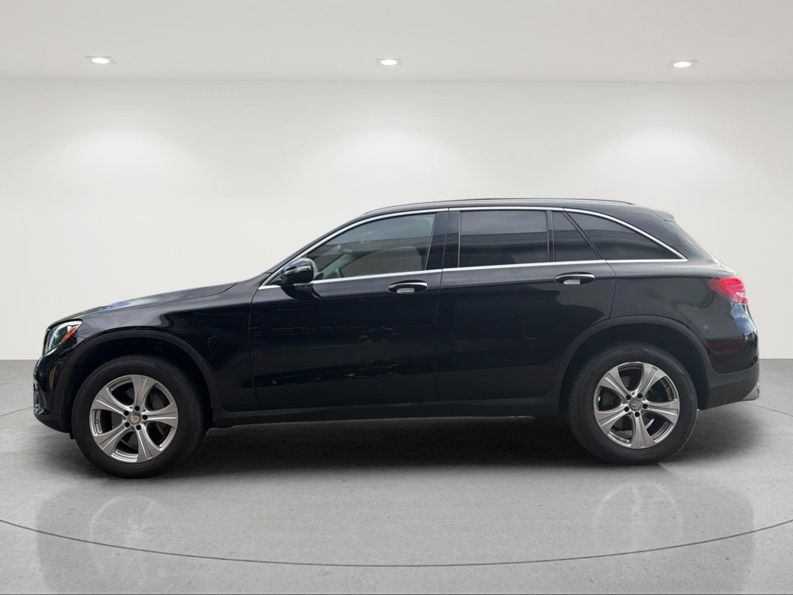 Used 2016 Mercedes-Benz GLC GLC300 with VIN WDC0G4KBXGF011414 for sale in Sacramento, CA