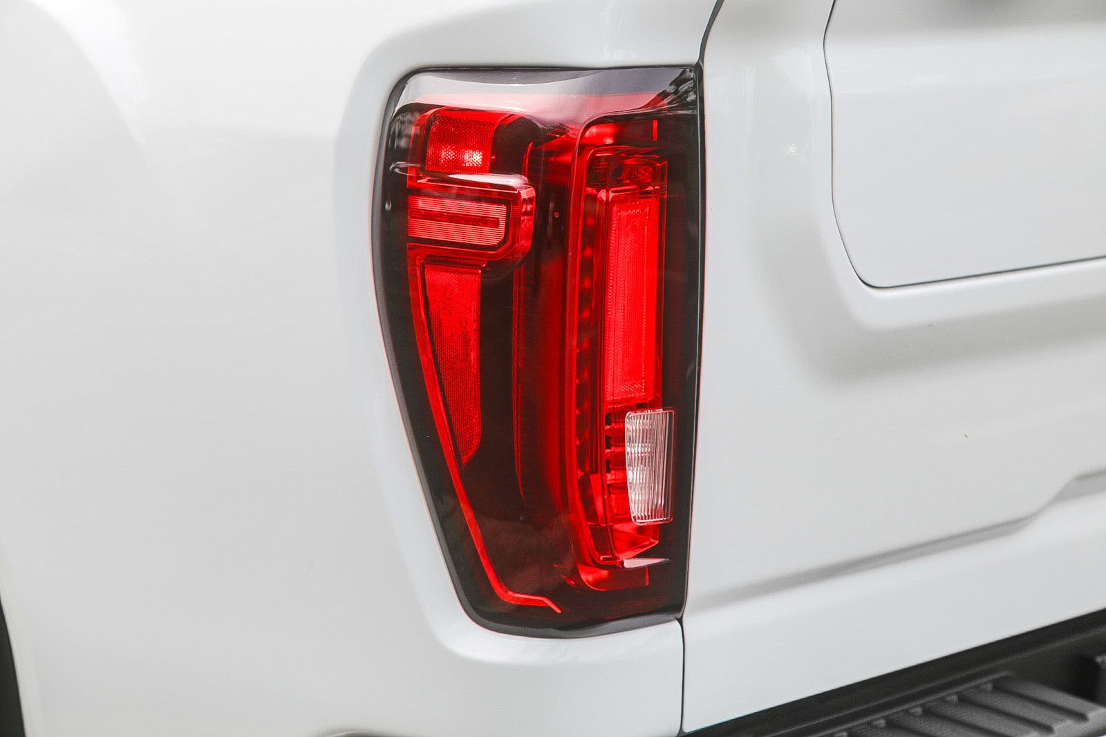 2022 GMC Sierra 2500HD Denali photo 3