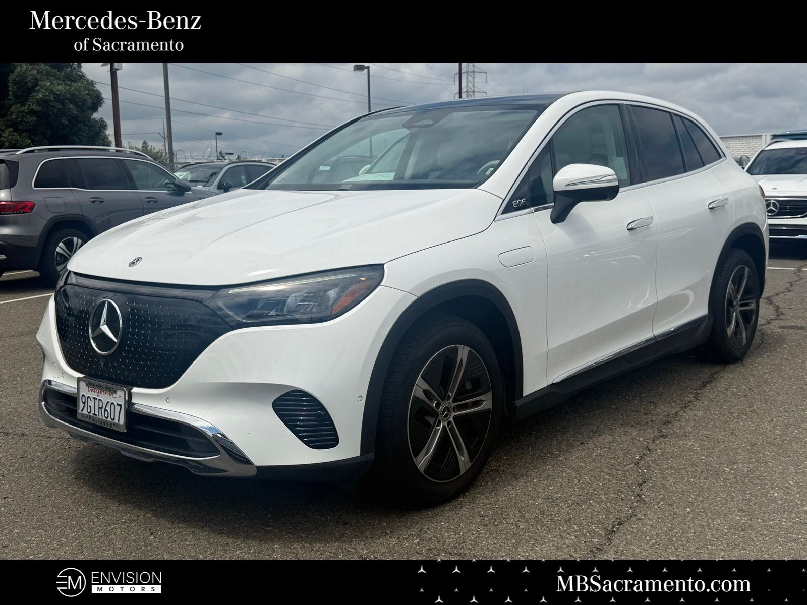 2023 Mercedes-Benz EQE SUV EQE 350 4MATIC's photo