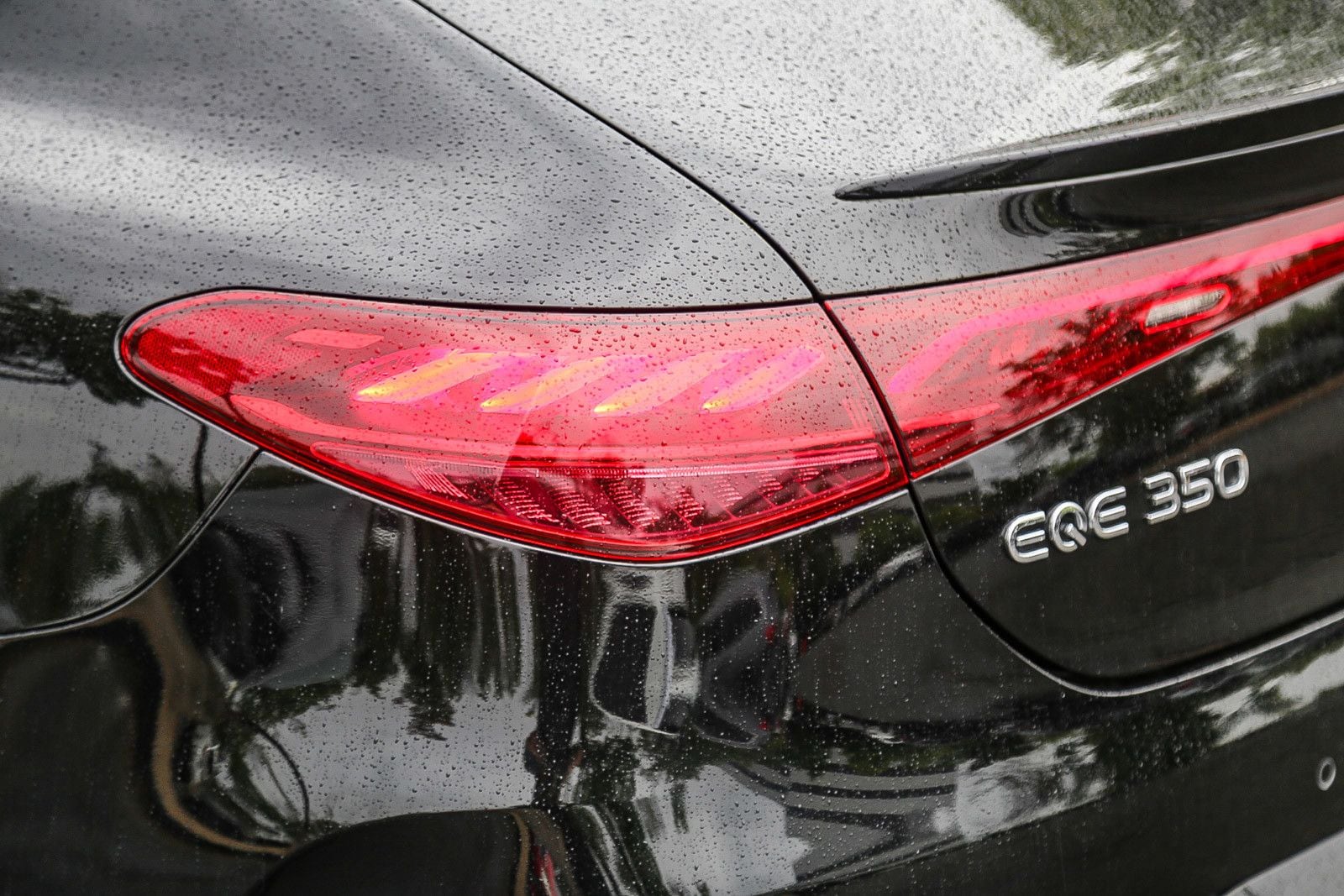 2023 Mercedes-Benz EQE 350 Sedan photo 3