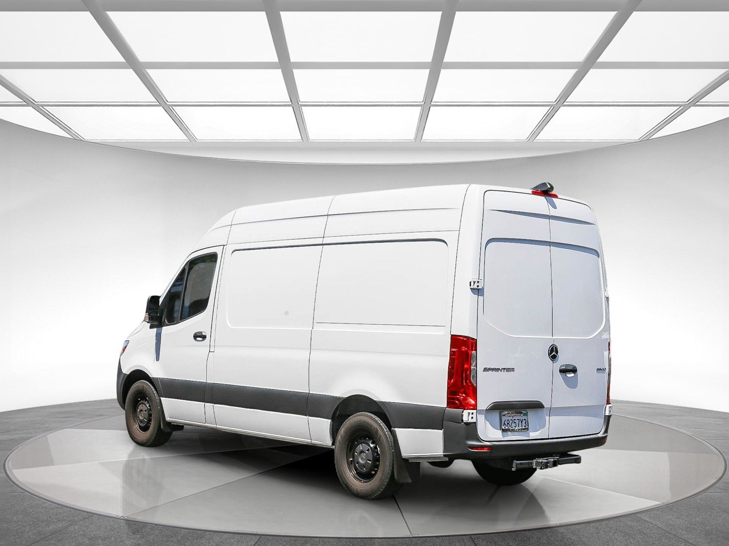 2024 Mercedes-Benz Sprinter 2500 Cargo 144 WB photo 2