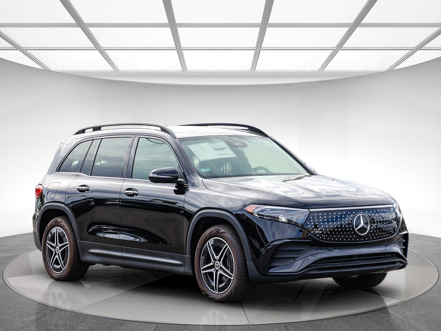 2024 Mercedes-Benz EQB 300 photo 4
