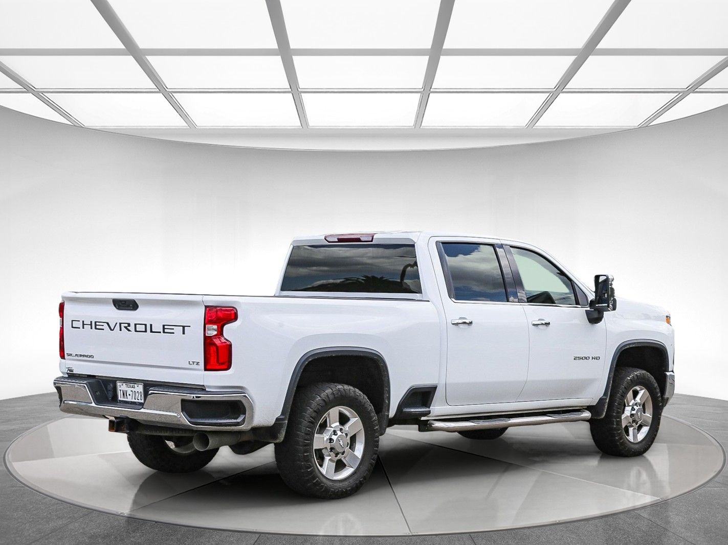 2021 Chevrolet Silverado 2500HD LTZ photo 3