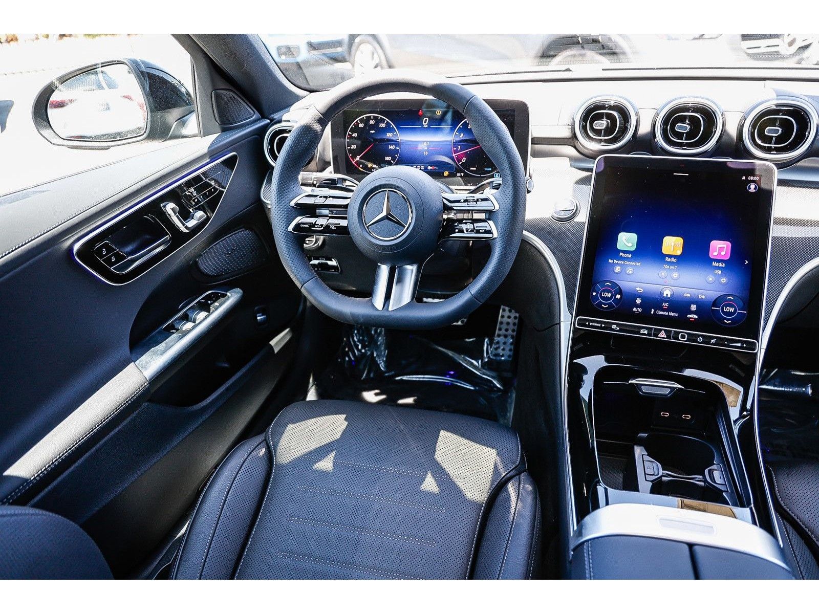 2025 Mercedes-Benz C-Class Sedan C 300 - Photo 14