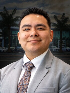 Staff member Jorge Alvarez from ID_8a9fcc