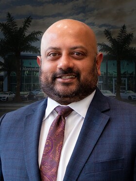 Staff member Jay Prakash from ID_8a9fcc