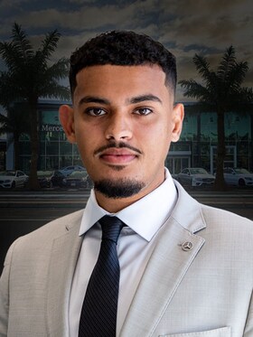 Staff member Yassir El Hanouni from ID_8a9fcc