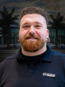 Staff member Alex Kipgen from ID_2b70a3