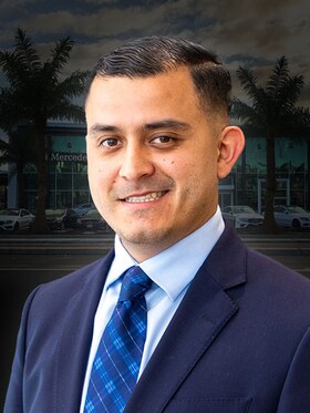 Staff member Ivan Contreras from ID_8a9fcc