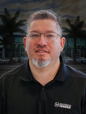 Staff member Omar Guitierrez from ID_2b70a3
