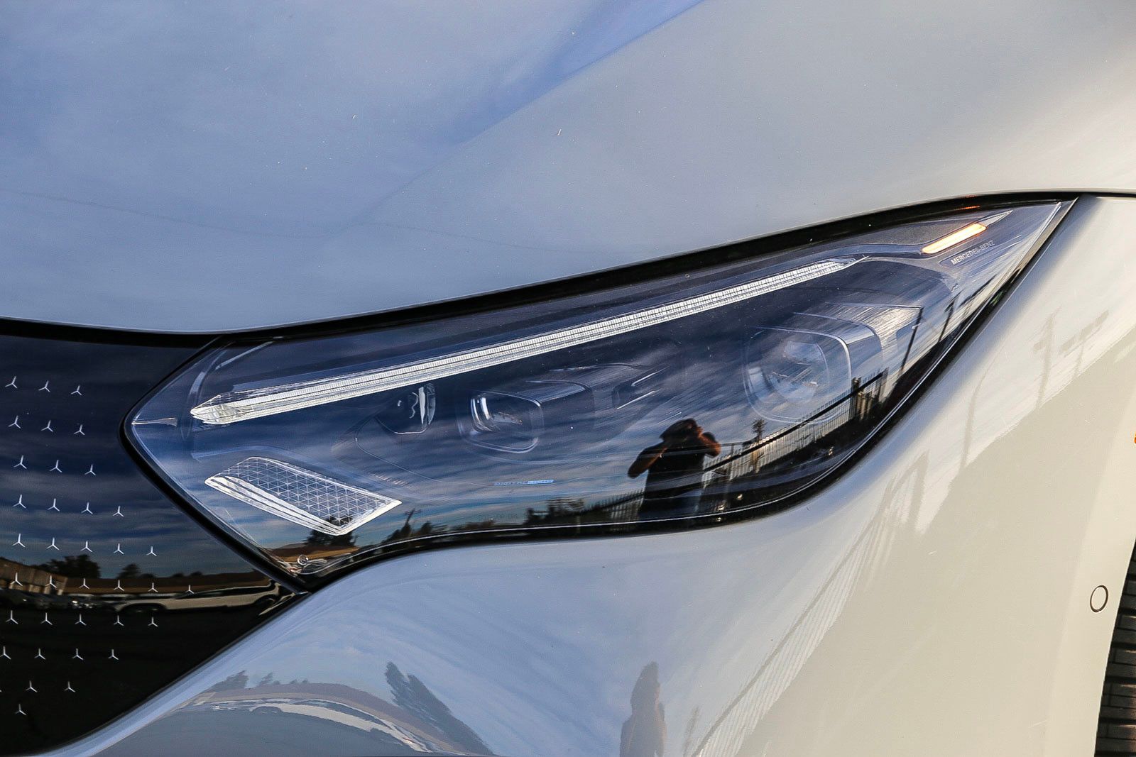 2024 Mercedes-Benz EQE 350 Sedan photo 3
