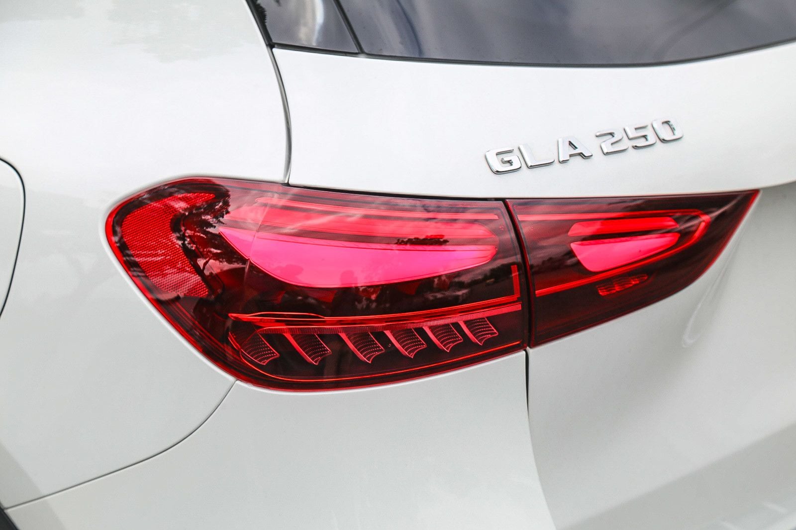 2026 Mercedes-Benz GLA GLA 250 photo 3