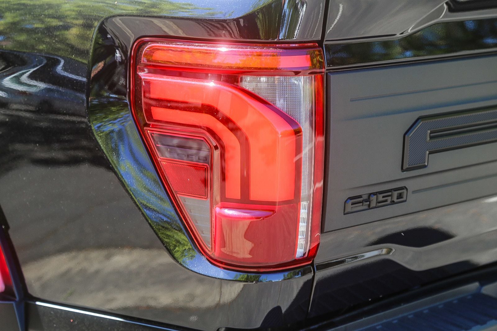 2024 Ford F-150 Raptor photo 3