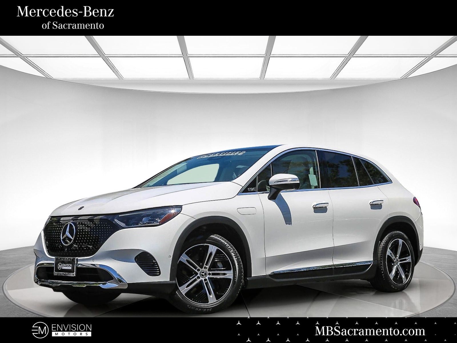 2023 Mercedes-Benz EQE SUV EQE 350 4MATIC's photo