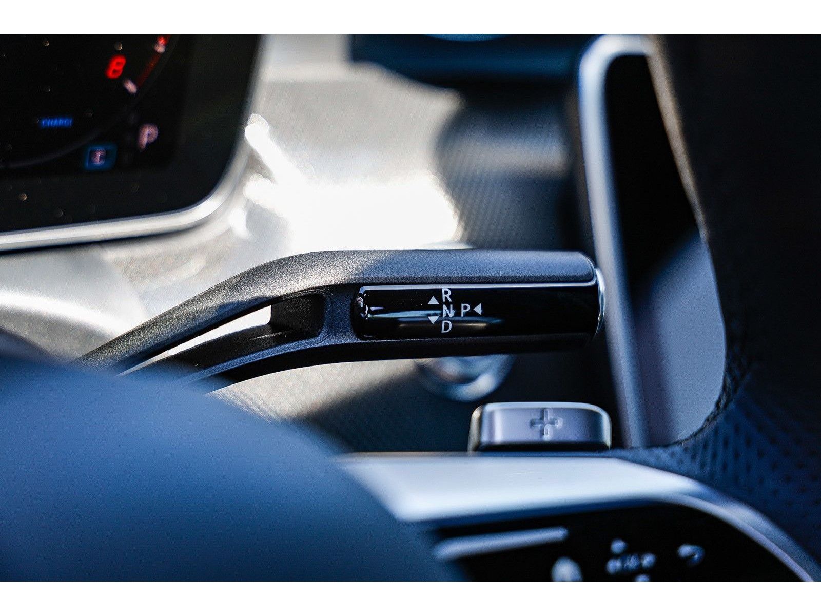 2025 Mercedes-Benz C-Class Sedan C 300 - Photo 20