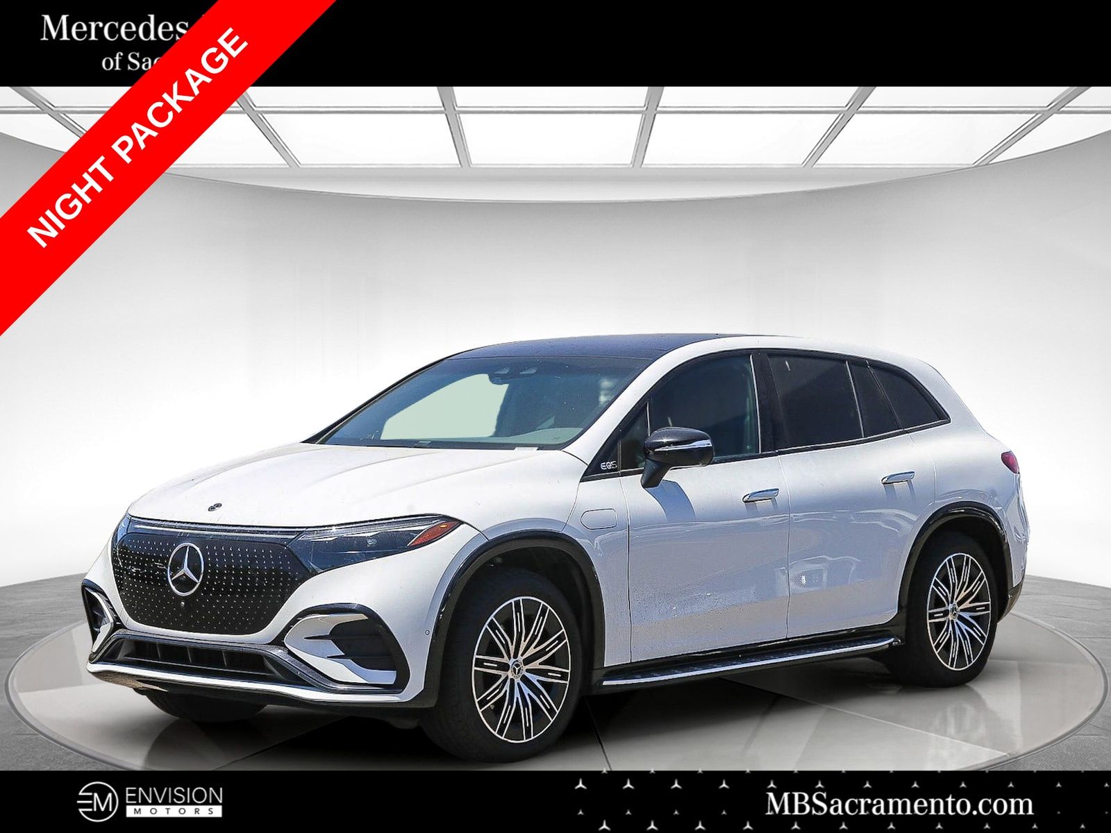2024 Mercedes-Benz EQS SUV EQS 450+'s photo