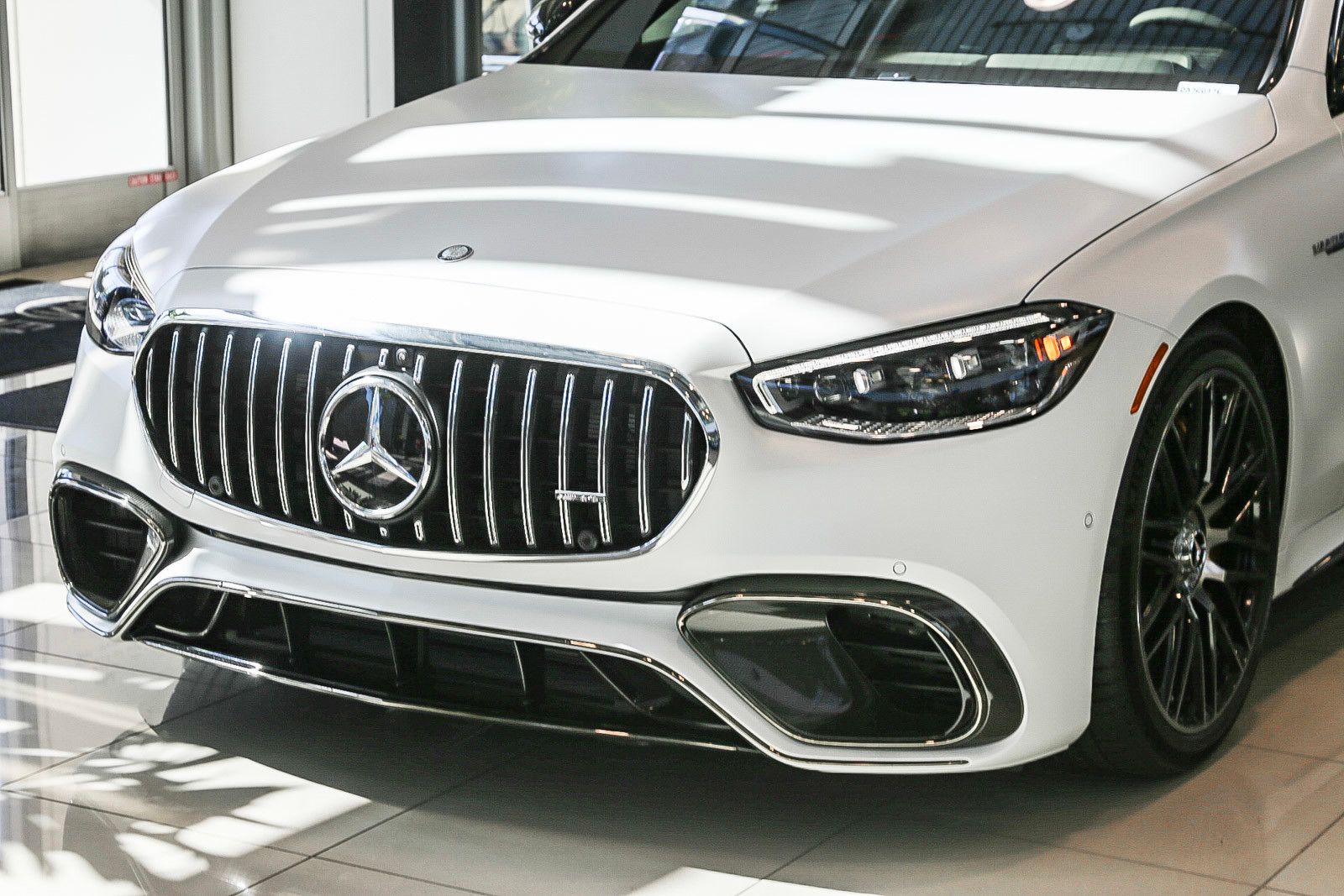 2024 Mercedes-Benz S-Class S 63 E AMGÂ® photo 6