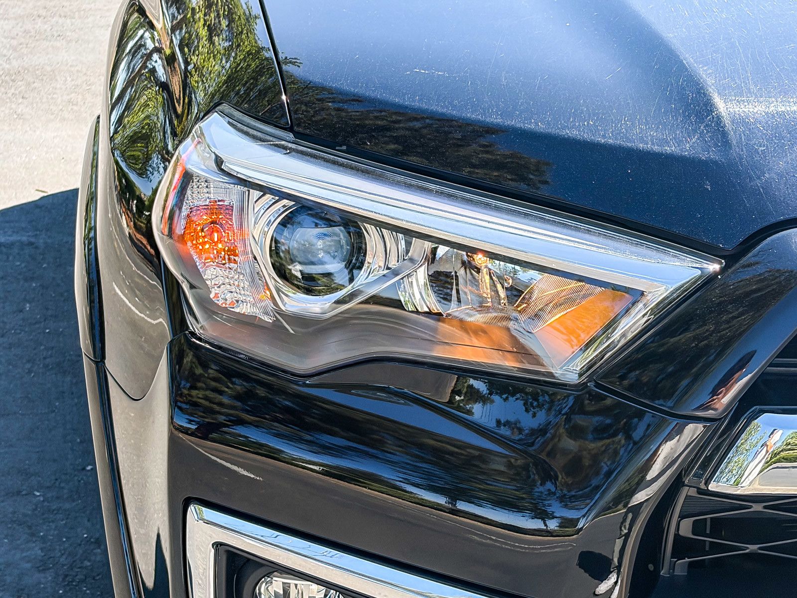 2023 Toyota 4Runner Limited photo 6
