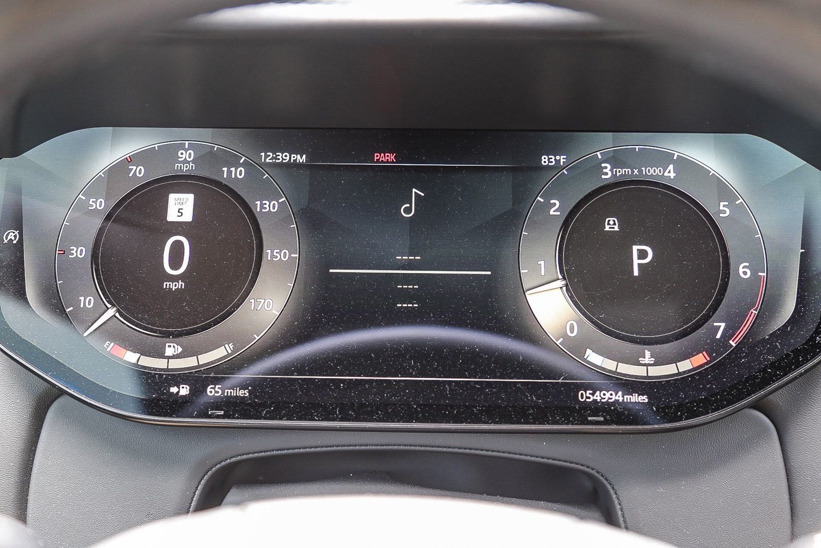 2023 Land Rover Range Rover SE photo 6