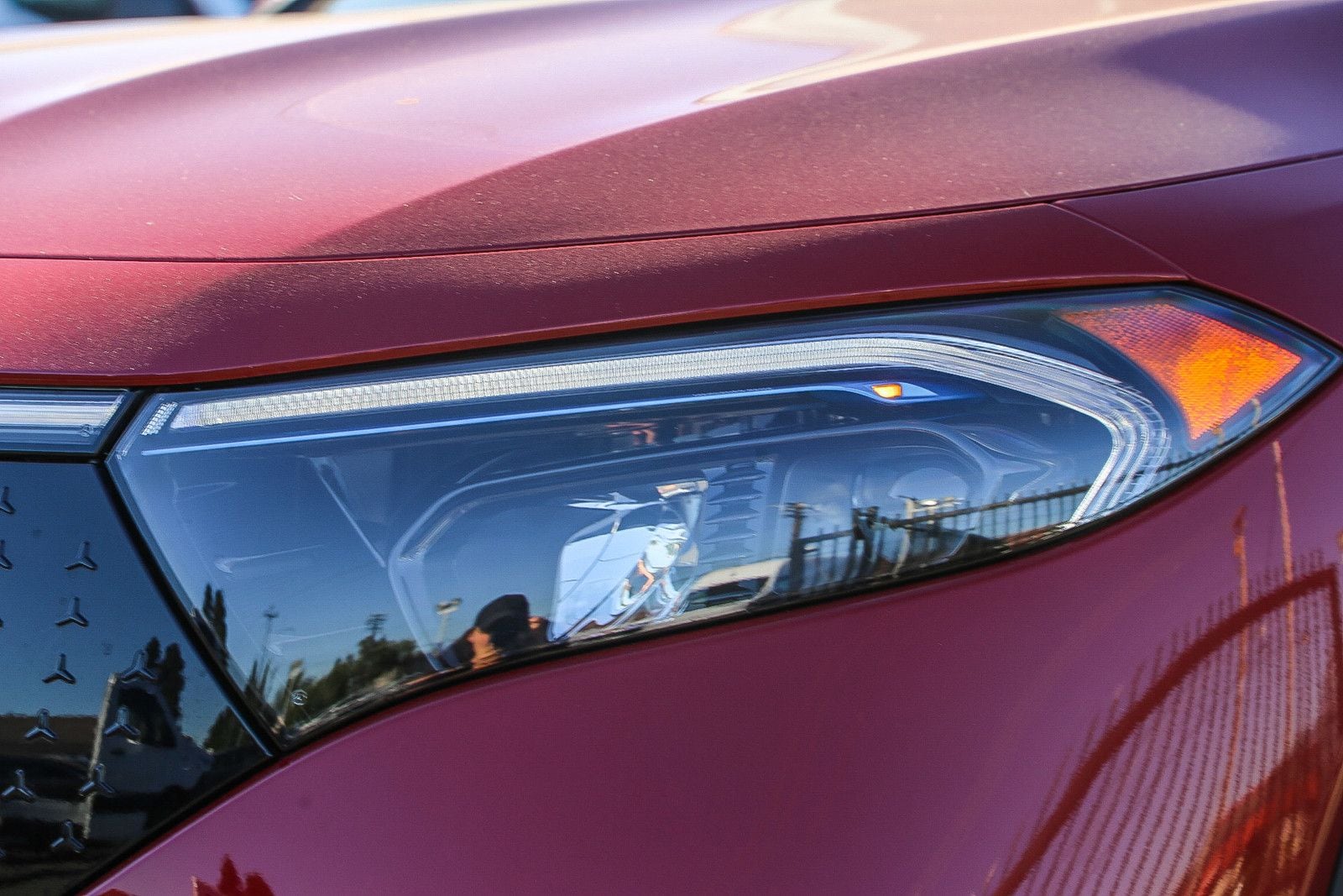 2024 Mercedes-Benz EQB 300 photo 3