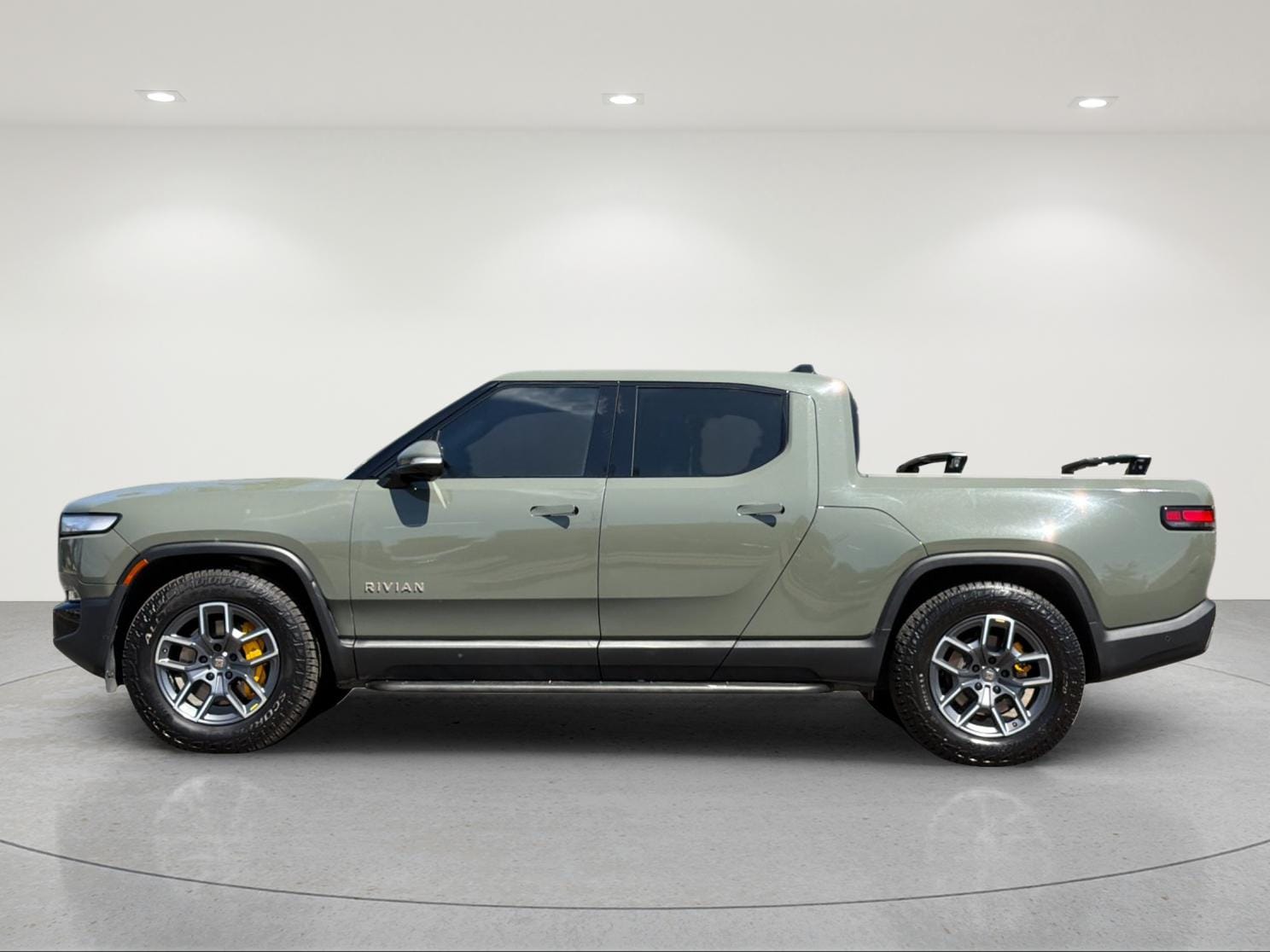 Used 2022 Rivian R1T Launch Edition with VIN 7FCTGAAL1NN011732 for sale in Sacramento, CA