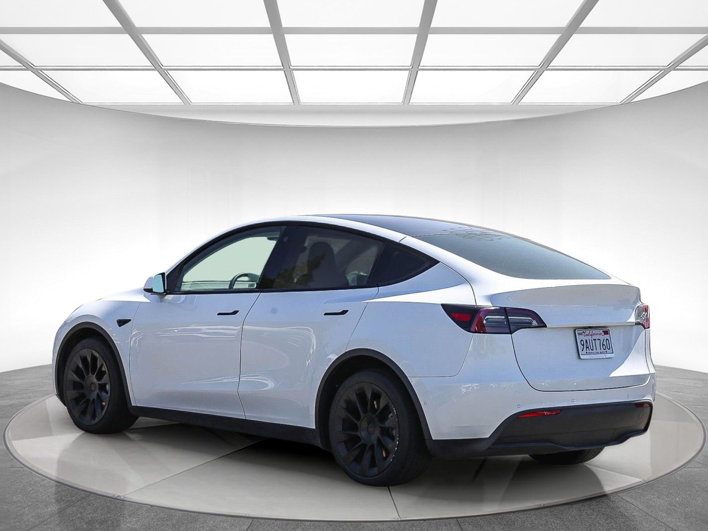 Used 2022 Tesla Model Y Long Range with VIN 7SAYGDEE1NF404978 for sale in Sacramento, CA