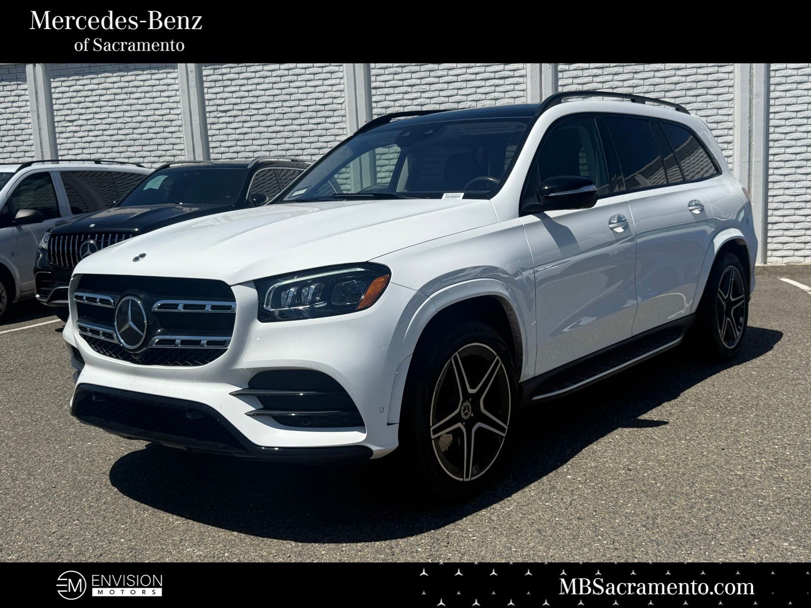 2023 Mercedes-Benz GLS GLS580's photo