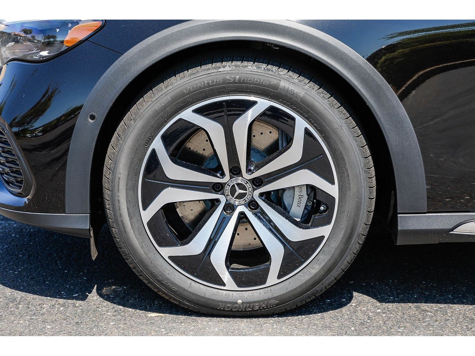 2025 Mercedes-Benz E-Class E450 All-Terrain - Photo 9