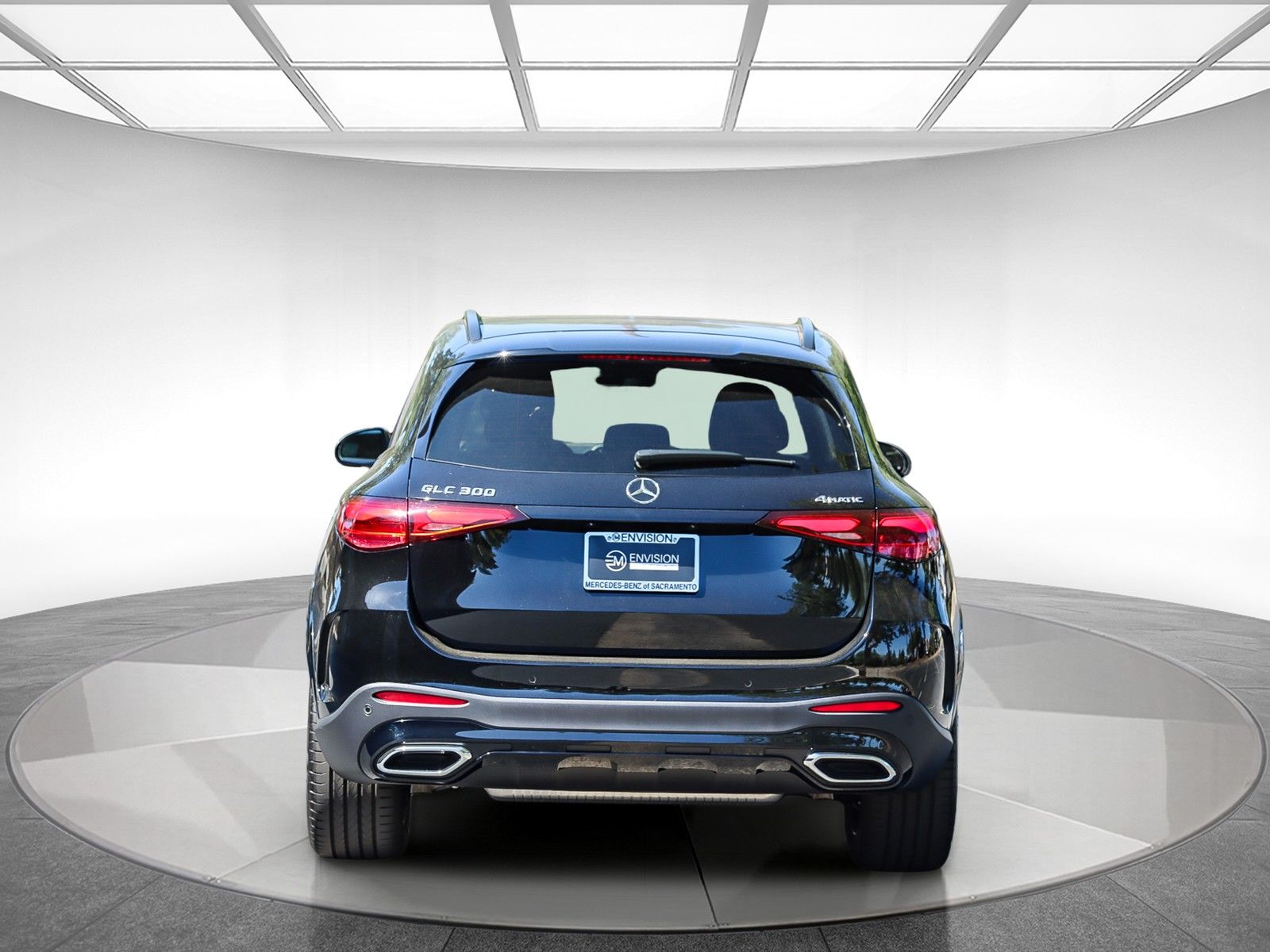 2024 Mercedes-Benz GLC GLC 300 photo 2
