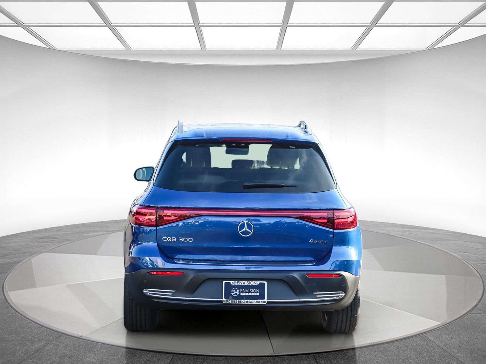 2024 Mercedes-Benz EQB 300 photo 2