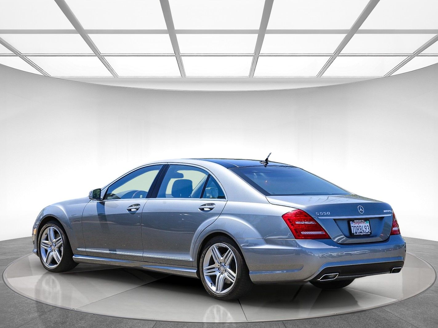 2013 Mercedes-Benz S-Class S 550 photo 2