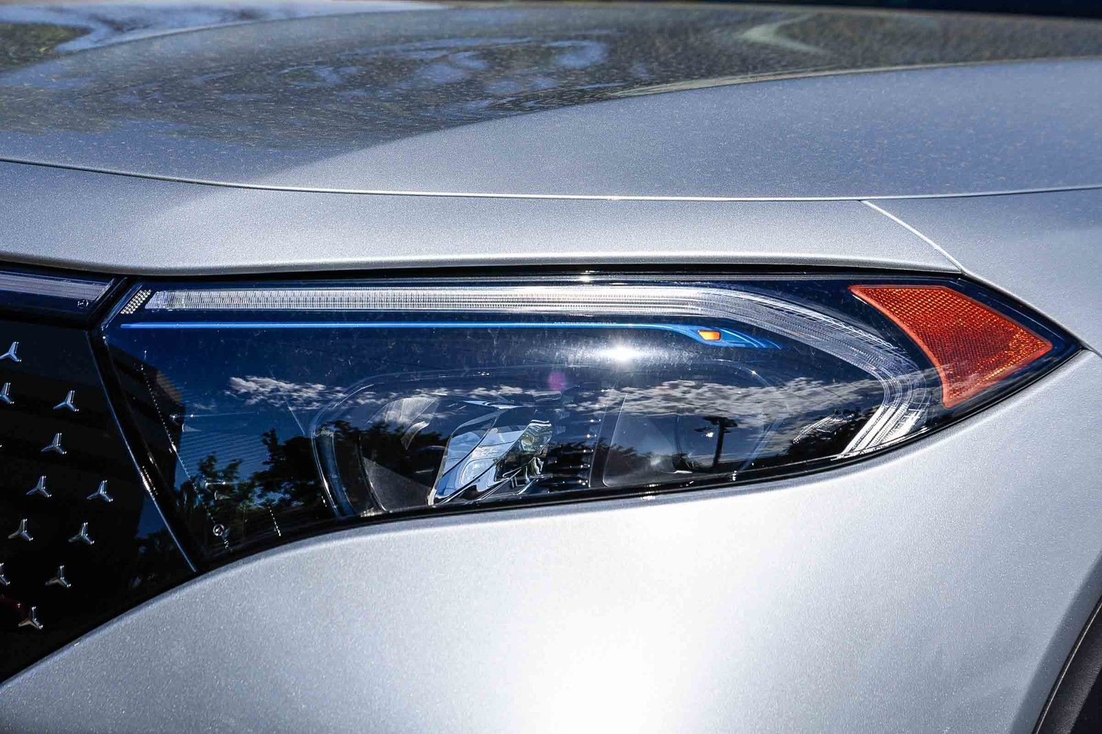 2024 Mercedes-Benz EQB 300 photo 6