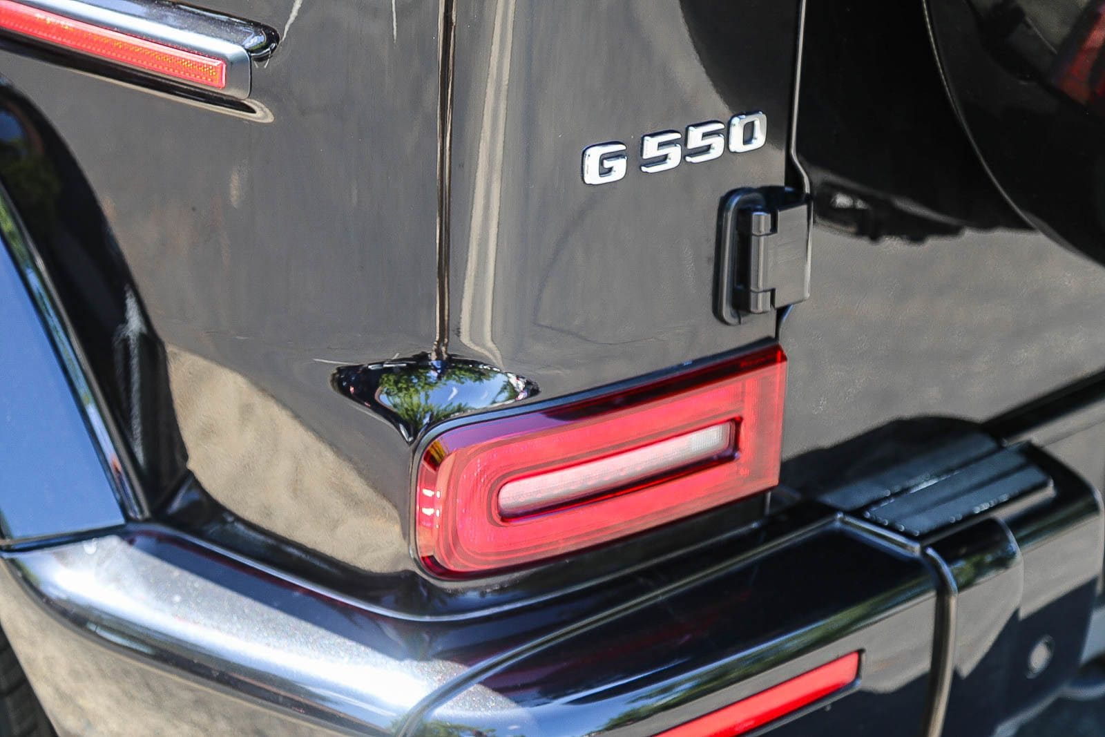 2022 Mercedes-Benz G-Class G 550 photo 3