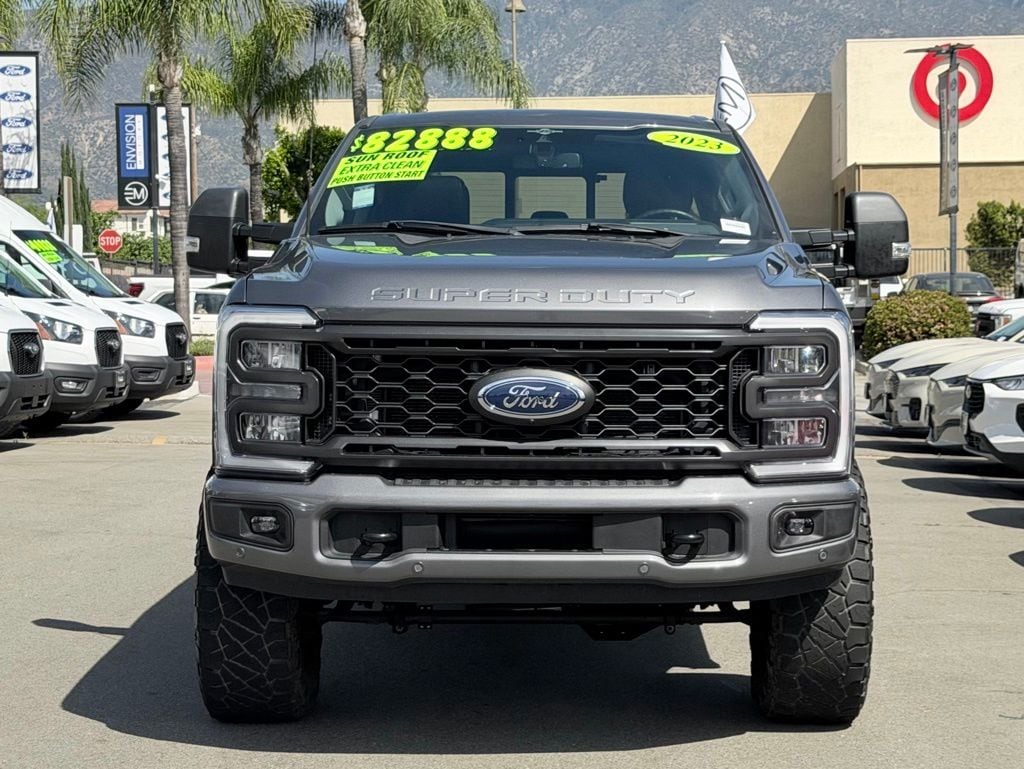 2023 Ford F-250 photo 2