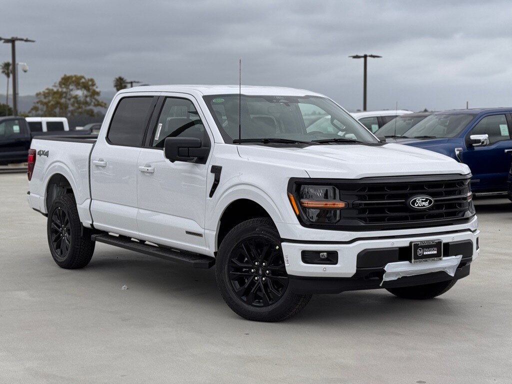 2025 Ford F-150 XLT photo 2