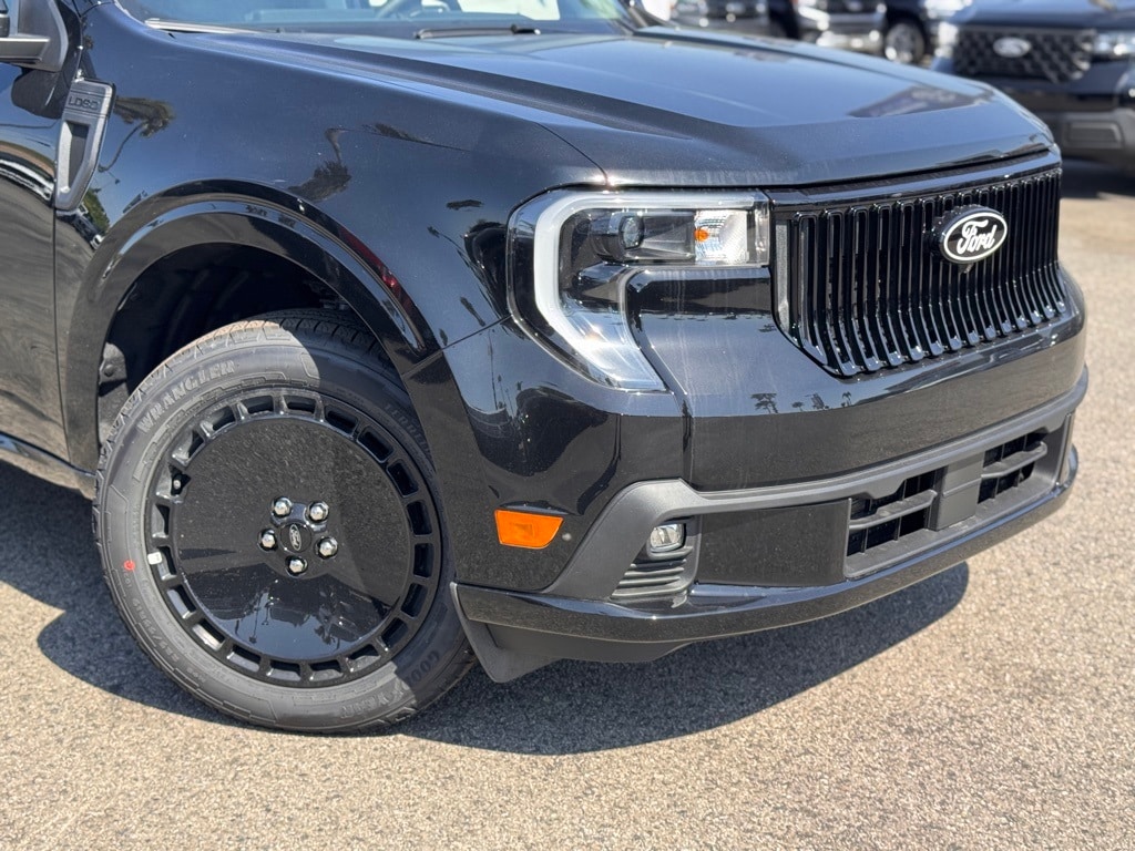 New 2025 Ford Maverick Lobo Standard Truck SuperCrew